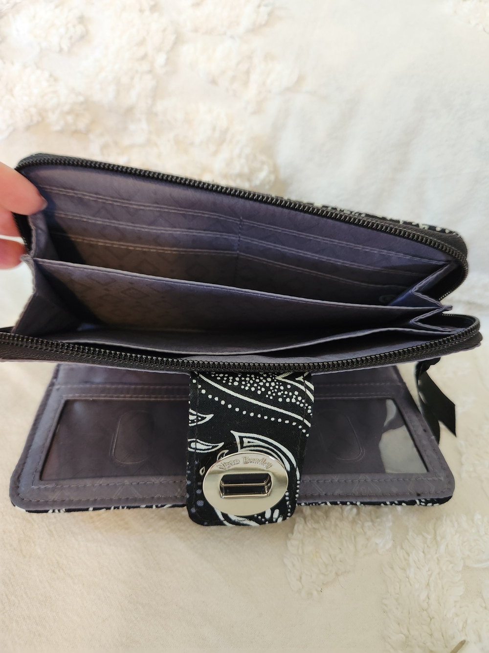 Vera Bradley Black and White Paisley Turn-Lock Wallet 3 Compartment - Picture 5 of 10